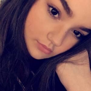 Meet your Posher, Ameila